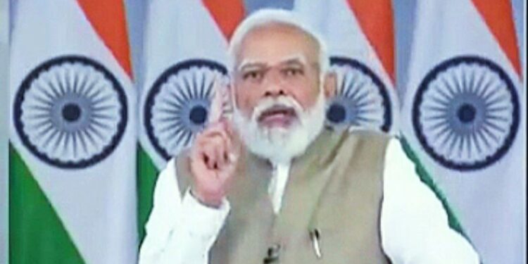 মাইক্রোব্লগিং ওয়েবসাইট টুইটারে সবচেয়ে প্রভাবশালী ব্যক্তিদের তালিকায় দ্বিতীয় স্থানে নরেন্দ্র মোদী