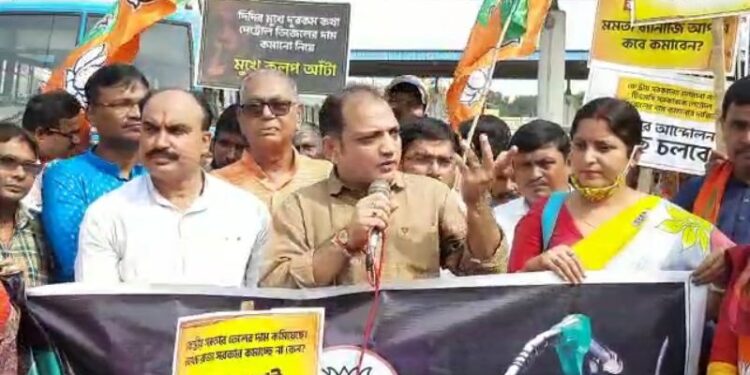 তৃণমূল সরকারকে ‘জনবিরোধী সরকার’ বলে কটাক্ষ বিজেপি নেতা রাজু বন্দ্যোপাধ্যায়ের