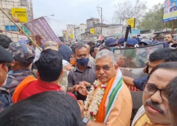 বিএসএফের গুলি চালানোর প্রতিবাদ করা নিয়ে উদয়ন গুহকে বেনজির ভাষায় আক্রমণ করলেন দিলীপ