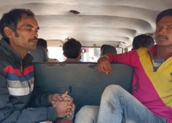 চাঁচলে ফাঁকা বাড়িতে একাধিক তালা ভেঙে চুরির ঘটনায় গ্রেফতার ৩