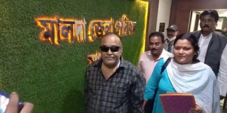 মালদা জেলা পরিষদের ৩ কর্মাধ্যক্ষের বিরুদ্ধে অনাস্থা তৃণমূলের