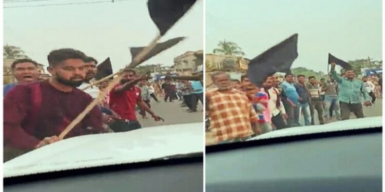 বিজেপির রাজ্য সহ সভাপতিসহ একাধিক নেতাকর্মীকে আটক করল বাঁকুড়া জেলা পুলিশ, দিলীপ ঘোষকে কালো পতাকা দেখানোর অভিযোগ তৃণমূলের বিরুদ্ধে