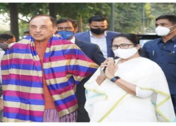 “মোদি সরকার সব ক্ষেত্রেই ব্যর্থ” :  মমতার সঙ্গে দেখা করার পর কেন্দ্রকে নিশানা সুব্রহ্মণ্যম স্বামীর