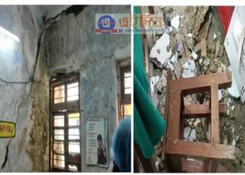 কেতুগ্রাম ব্লক স্বাস্থ্যকেন্দ্রের প্যাথলজিক্যাল বিভাগে ছাদ থেকে খসে পড়ল বড়সড় চাঙড়, অল্পের জন্য প্রাণে বাঁচলেন রোগী ও স্বাস্থ্যকর্মীরা