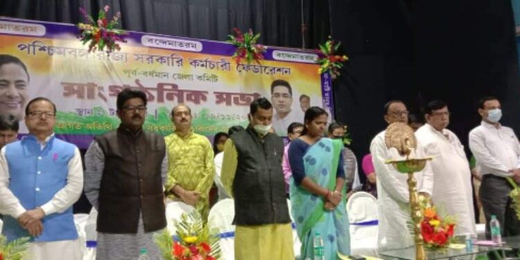 “জনমুখী সরকারী প্রকল্পের বাস্তবায়নে একাংশ আমলা অসহযোগীতা করছে” : অভিযোগ মন্ত্রী স্বপন দেবনাথের