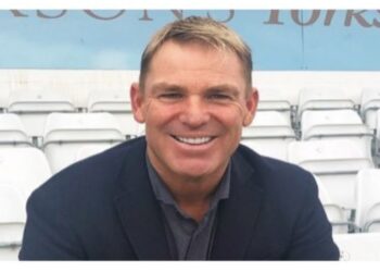 ছেলেকে নিয়ে বাইকে চড়ে যাওয়ার পথে দূর্ঘটনার কবলে শেন ওয়ার্ন