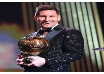 সপ্তমবার ব্যালন ডি অর জিতে রেকর্ড গড়লেন লিওনেল মেসি