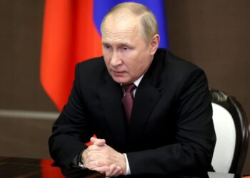 আগামী বছরের প্রথম দিকে রাশিয়ার  ইউক্রেন আক্রমনের আশঙ্কা আমেরিকার