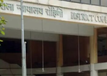 দিল্লির রোহিণী আদালতের ১০২ নম্বর ঘরে বিস্ফোরণ, আতঙ্ক