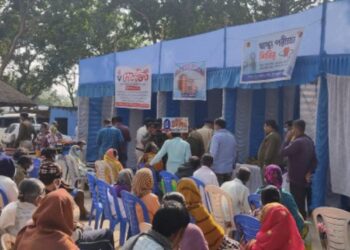 নিঃখরচায় স্বাস্থ্য পরীক্ষা শিবিরের আয়োজন করল পূর্ব বর্ধমান জেলার ভাতার থানার পুলিশ