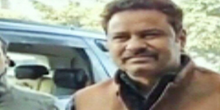 আসাদউদ্দিন ওয়াইসিকে ভারতের প্রধানমন্ত্রী করার জন্য মুসলমানদের বেশি করে সন্তান নেওয়ার পরামর্শ মিম নেতার