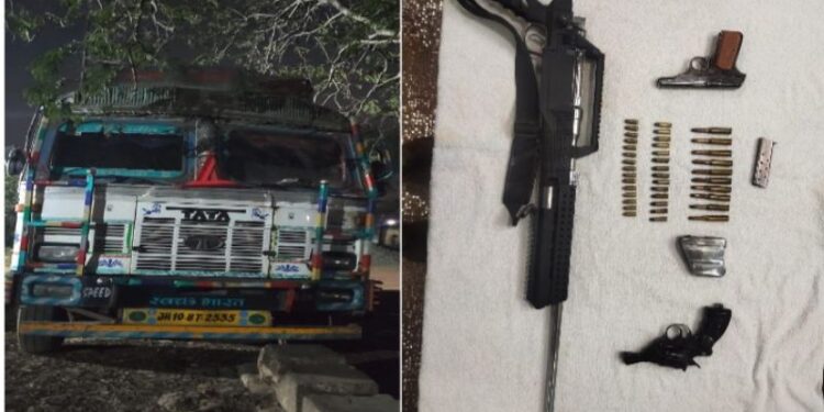 আন্তঃরাজ্য ট্রাক হাইজ্যাকিং চক্রকে ধরতে দেড় ঘণ্টার স্নায়ু যুদ্ধে জয় বাঁকুড়া জেলা পুলিশের, ধৃত ২,উদ্ধার আগ্নেয়াস্ত্র