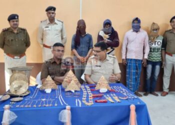 চুরির ঘটনায় ধৃত চার দুষ্কৃতিকে জেরা করে  সাড়ে তিন লক্ষ টাকার সামগ্রী উদ্ধার করল কাটোয়া থানার পুলিশ