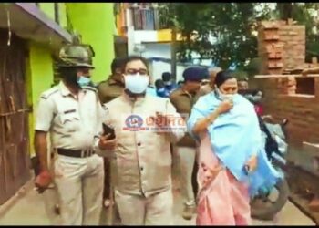 এবার দলের কর্মীর বাড়ি তৈরির কাজ যুক্ত  রাজমিস্ত্রিদের মারধর করে বিতর্কে প্রাক্তন তৃণমূল বিধায়ক নার্গিস বেগম