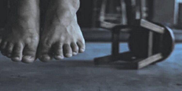 ফসলের ক্ষতির কারণে হতাশায় ফের শস্যগোলা বর্ধমানে আত্মঘাতী চাষি