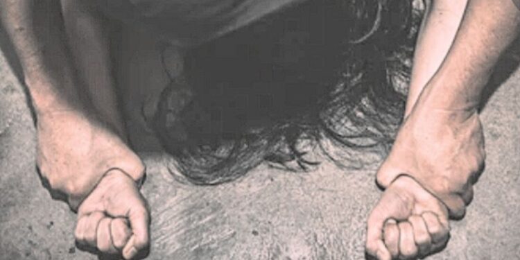 ঝাড়ফুঁকের নামে নিজের সামনে দম্পতিকে সহবাস করিয়ে জেলবন্দি গুনধর তান্ত্রিক