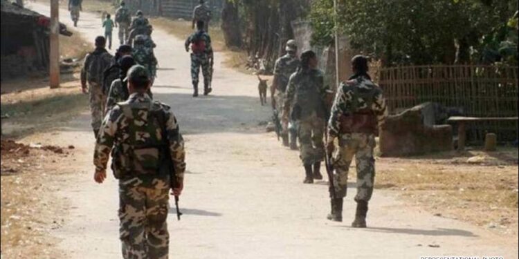 ছত্তিশগড়ের সুকমায় নকশাল- যৌথবাহিনী গুলির লড়াই, মৃত এক মহিলা নকশালপন্থী মহিলা