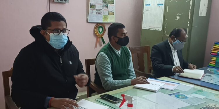 জেলার একশো দিনের প্রকল্প এবং আবাস যোজনার কাজ সরেজমিনে দেখতে কেন্দ্রীয় প্রতিনিধিদল