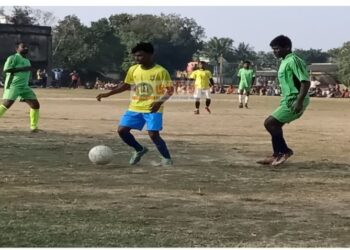 নক আউট ফুটবল টুর্ণামেন্টে  চ্যাম্পিয়ন ভাতার ফুটবল আ্যাকাডেমি