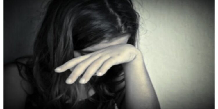 আট লাখ টাকা নিয়ে দুই নাবালিকা মেয়ের বিয়ে দিয়ে গ্রেফতার বাবা