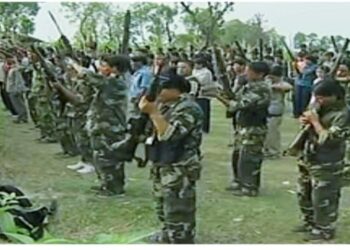 ঝাড়খন্ডে প্রাক্তন বিজেপি বিধায়কের উপর মাওবাদী হামলা, দুই দেহরক্ষীকে গলা কেটে খুন