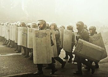 কাজাখস্তান জুড়ে জরুরি অবস্থা জারি, শান্তিরক্ষা বাহিনী পাঠাবে রাশিয়া