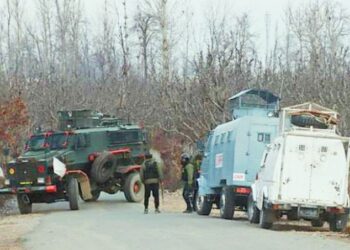 জম্মু ও কাশ্মীর  : বুদগামে নিরাপত্তা বাহিনীর এনকাউন্টারে খতম ৩ জয়শ-ই-মোহাম্মদ জঙ্গি