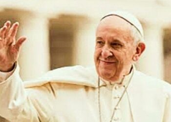 পোষ্য প্রাণীদের নিয়ে চমকপ্রদ কথা বললেন পোপ ফ্রান্সিস