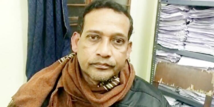 মৃত ব্যক্তির জমি রেজিস্ট্রি দলিল করে সম্পত্তি জলিয়াতি, গ্রেফতার কুখ্যাত জমি মাফিয়া