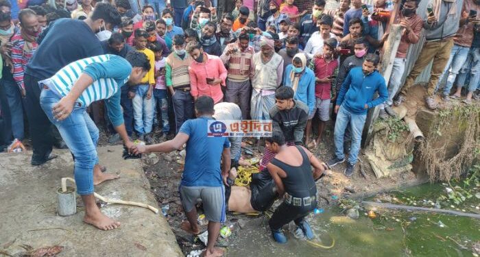 পুকুরে ঝাঁপ দিয়ে আত্মঘাতী ব্যক্তি, দেহ উদ্ধার করল বিপর্যয় মোকাবিলা দফতরের ডুবুরি