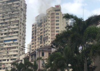 মুম্বাইয়ে বহুতলে আগুন,মৃত ২,জখম ১৯