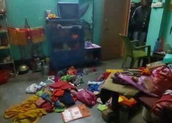 বাড়ি ফাঁকা থাকার সুযোগে সর্বস্ব নিয়ে চম্পট দিল দুষ্কৃতিরা