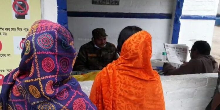 গৃহবধূকে ধর্ষণের চেষ্টার অভিযোগ জামাইবাবুর বিরুদ্ধে