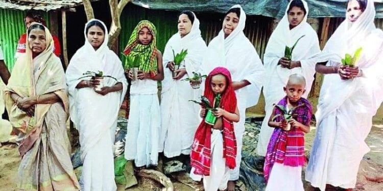 মন্দির তৈরি করার জন্যই পরিকল্পিত গণহত্যা,দূর্ঘটনা নয় : চাঞ্চল্যকর দাবি পিক আপ ভ্যানের ধাক্কায় মৃত বাংলাদেশের ৫ ভাইয়ের পরিবারের