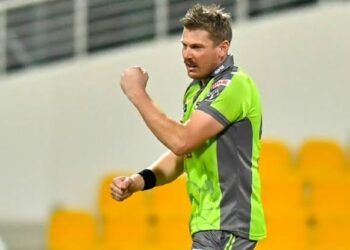 টাকা দিতে পারেনি পাকিস্তান ক্রিকেট বোর্ড, মাঝ পথে পিএসএল ছেড়ে পালালেন অস্ট্রেলিয়ান ক্রিকেটার