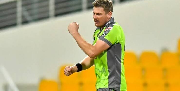 টাকা দিতে পারেনি পাকিস্তান ক্রিকেট বোর্ড, মাঝ পথে পিএসএল ছেড়ে পালালেন অস্ট্রেলিয়ান ক্রিকেটার