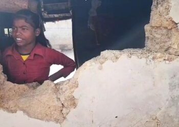 ফের বাঁকুড়ার গ্রামে হাতির হানা,বিধ্বস্ত  দুই মাটির বাড়ি