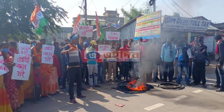 লাগাতার বিক্ষোভের জেরে গুসকরা পুরসভার দুই ওর্য়াডের প্রার্থী বদল করল তৃণমূল