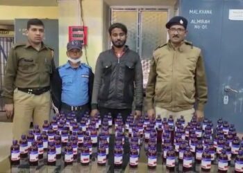 হরিশ্চন্দ্রপুরে বেআইনিভাবে ওষুধ বিক্রির অভিযোগে গ্রেফতার ব্যাবসায়ী, উদ্ধার ১১৫ বোতল ফেনসিডিল ও কোরেক্স সিরাপ