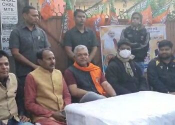 আনিস মৃত্যু রহস্য চাপা দিতেই সিট গঠন : দাবি দিলীপ ঘোষের