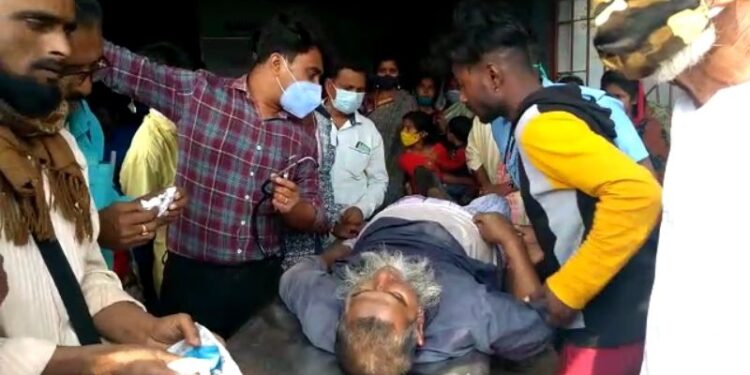 সাইকেলে চড়ে যাওয়ার পথে হৃদরোগে আক্রান্ত হয়ে মৃত্যু বৃদ্ধের