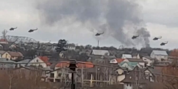 ইউক্রেনে চলছে ব্যাপক ধ্বংসযজ্ঞ, যুদ্ধের প্রথম দিনেই মৃত্যু ১৩৭ জনের