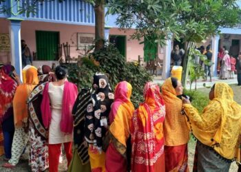 পূর্ব বর্ধমানে বিকেল ৩ টে পর্যন্ত ভোট গ্রহণের হার ৭০ শতাংশ