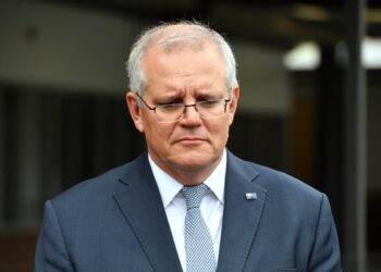 রাশিয়ায় অ্যালুমিনিয়াম আকরিক রপ্তানি নিষিদ্ধ করল অস্ট্রেলিয়া 