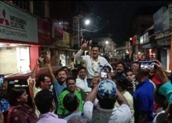 গুসকরা পুরসভার চেয়ারম্যান নির্বাচিত হলেন কুশল মুখার্জ্জী