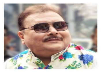 কথা বললেই গলা থেকে বেরুচ্ছে কাকের মত ‘কা কা’ আওয়াজ, গলার টিউমার অপারেশন করতে হাসপাতালে ভর্তি মদন মিত্র