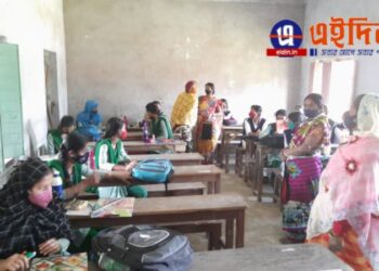 অ্যাডমিট কার্ড পেয়েও এই বছর পূর্ব বর্ধমানে হাজারের বেশী পরীক্ষার্থী মাধ্যমিক পরীক্ষা কেন্দ্রে পা রাখলো না