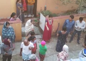 চার্জে বসানো ইলেকট্রিক স্কুটারের ব্যাটারি বিস্ফোরণে বাড়িতে আগুন, ১১ সদস্যের প্রাণ বাঁচালো প্রতিবেশীরা