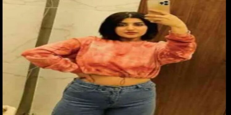 ক্রপ টপ পরার অপরাধে ইরাকের প্রখ্যাত টিকটক তারকা ইমান সামি মাগদিদকে গুলি করে খুন করল তাঁর কিশোর ভাই