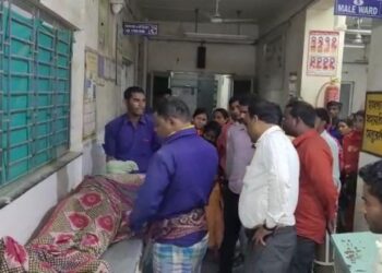 সৎভাইকে নৃশংসভাবে পেটানোর পর শ্বাসরোধ করে খুনের অভিযোগ দাদার বিরুদ্ধে